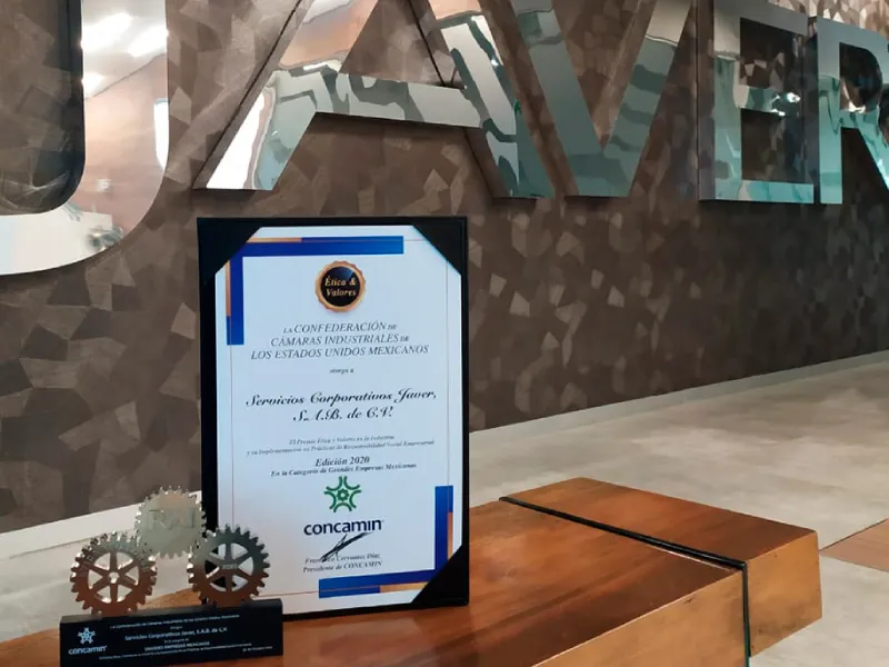 JAVER recibe mención honorífica de CONCAMIN