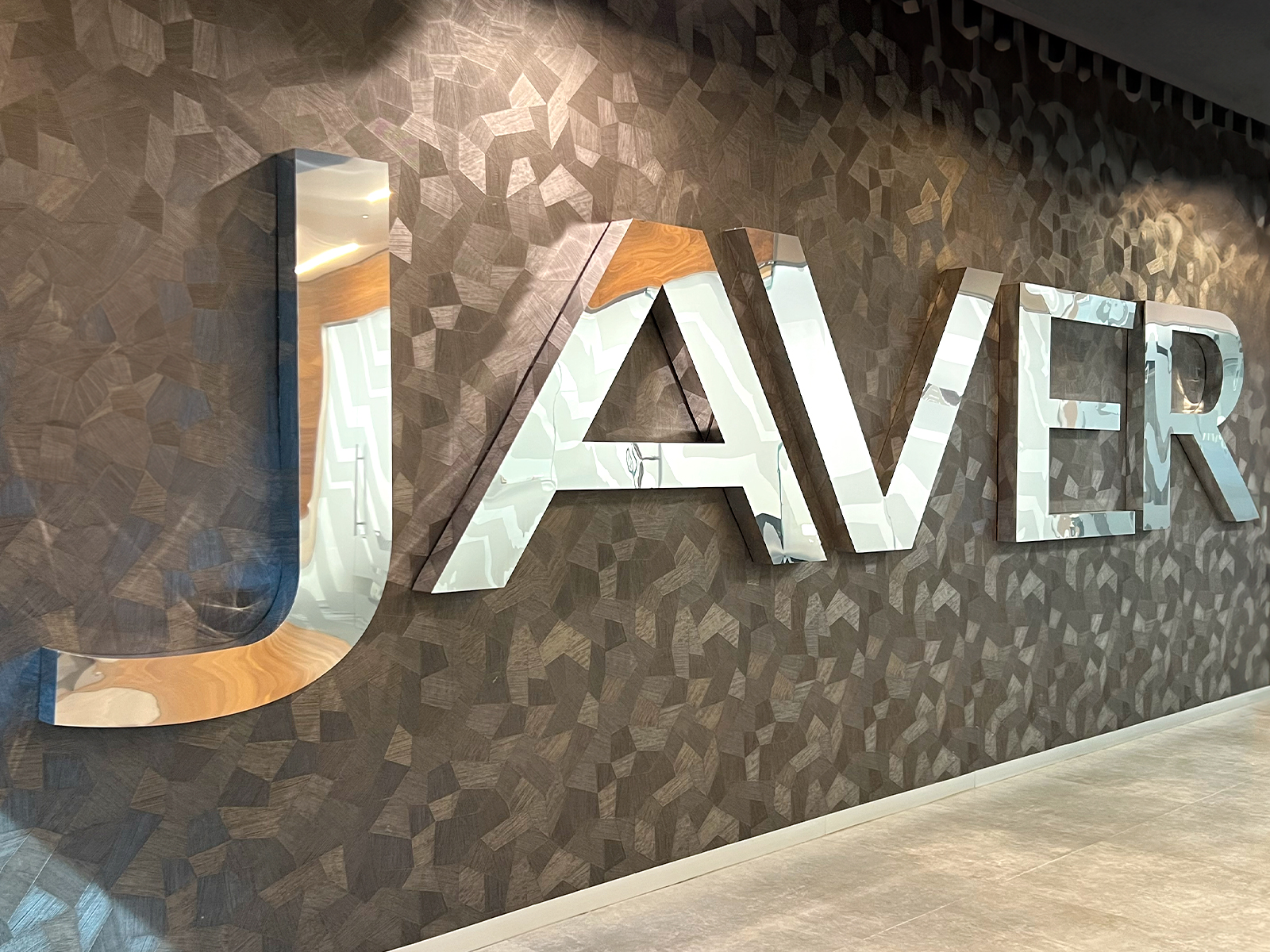 https://javer-api-dev-page.s3.us-east-2.amazonaws.com/javer-api-dev/images/media_1732215205707